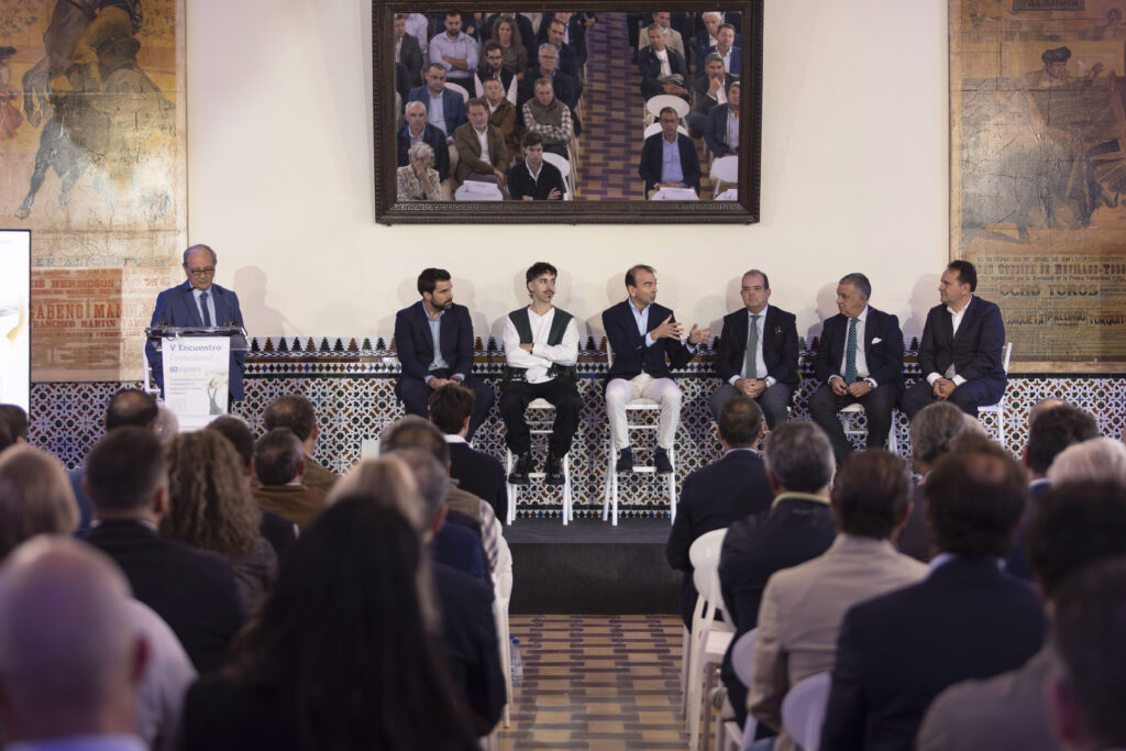 ADIPAEX celebra su V Encuentro Profesional: “Construyendo el futuro. Instaladores 4.0. Adaptarse al cambio o liderarlo”